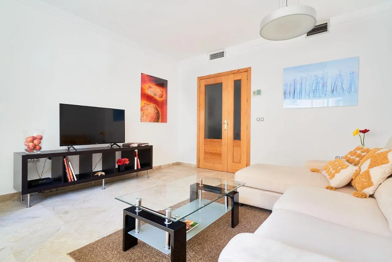 Apartment Apartamento 3 Dormitorios Centrico - Parking Incluido Malaga Spain
